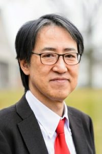 Headshot of Yoshihiro Kawaoka